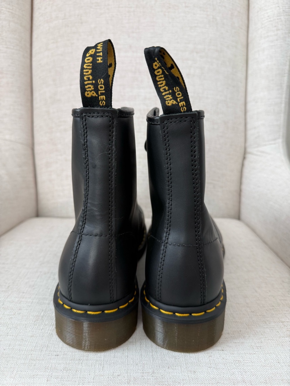 New Dr. Martens 1460 Smooth Leather Lace Up Boots Mens 12 Black 8 Eye Combat - Picture 5 of 9